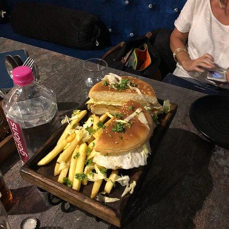 Unplugged Restro & Lounge